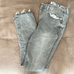 Grey Kensie High Rise Cropped Jeans